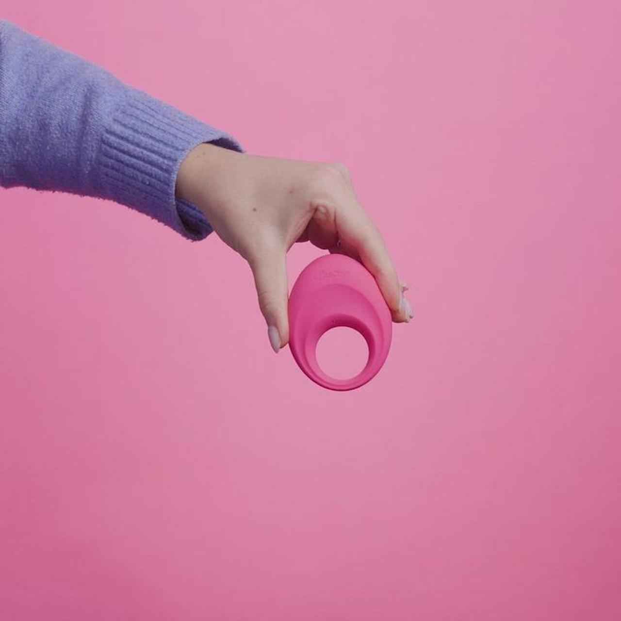 EasyConnect - Vibrations-Penisring Leo, app-gesteuert - EasyToys EasyConnect - Vibrations-Penisring Leo, app-gesteuert - EasyToys