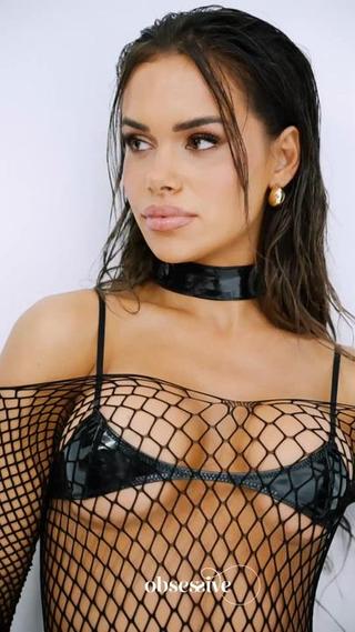 Obsessive Sashalla 4-piece Set - Product Video