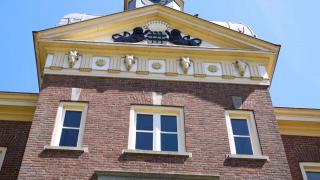 Ondernemerslounge (RTLZ) | 13.7.07 | Historie van Kasteel Hoekelum