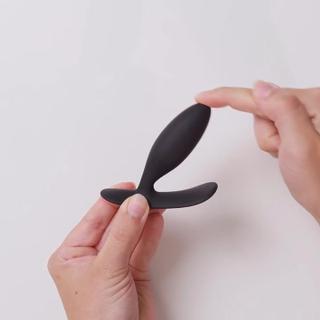 AMORELIE BOLD Luray Analplug - Hand Video