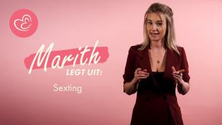 "EEN SIMPELE FOTO VAN EEN PAAR BORSTEN OF EEN BOXERSHORT MET BOBBEL" - Marith Legt Uit #2 - Sexting