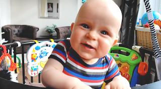 NOG NOOiT EERDER VERTOONDE BEELDEN VAN BABY LUAN 4-9 MND OUD | Bellinga Vlog #2242