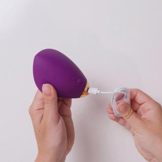 AMORELIE VOU Nimbo 2.0 Auflegevibrator - Hand Video