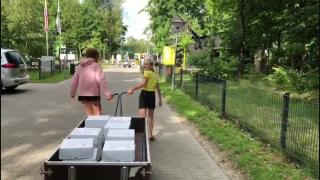 Taartenactie voor bewoners AZC in Harderwijk grandioos succes!