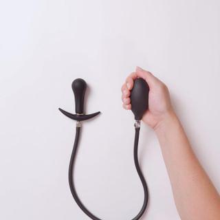 EasyToys Anal Collection Inflatable Butt Plug with Pump 8 cm - Hand Video