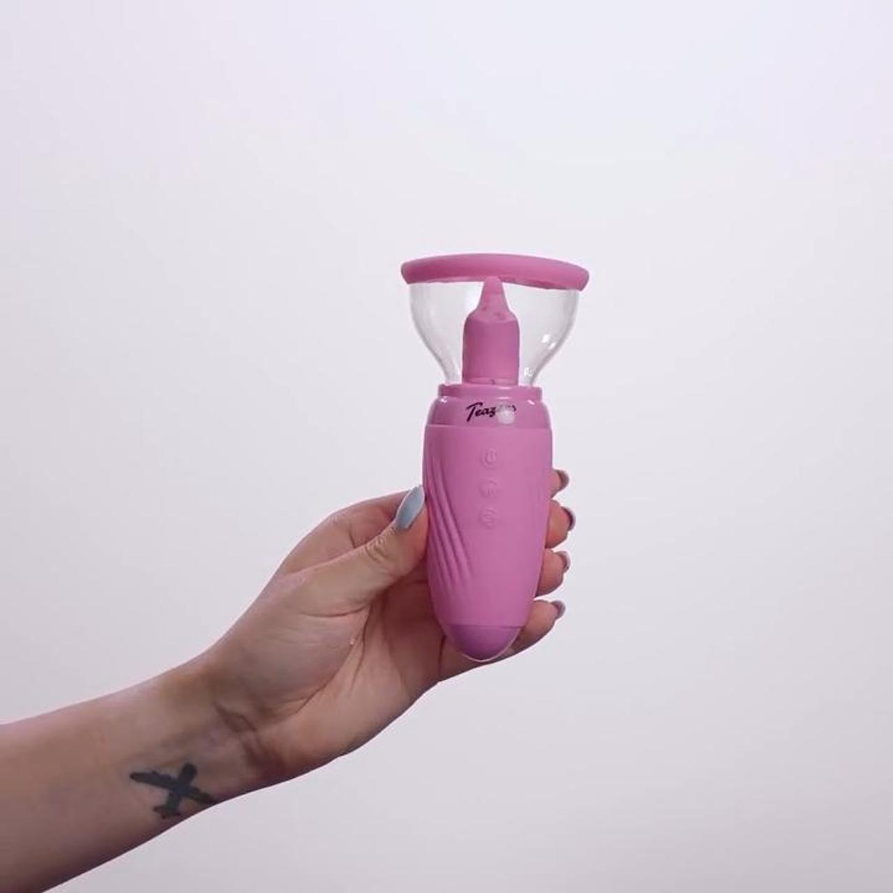 how to use a finger vibrator Teazers Suction Cup with Clitoris Vibrator