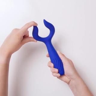 AMORELIE Originals Thrill Paarvibrator - Hand Video