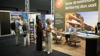 Ondernemerslounge (RTLZ) | 14.3.05 | Bayros Living op Second Home Beurs