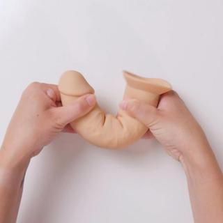AMORELIE UNCOVER Dawn Dildo 15,4 cm - Hand Video